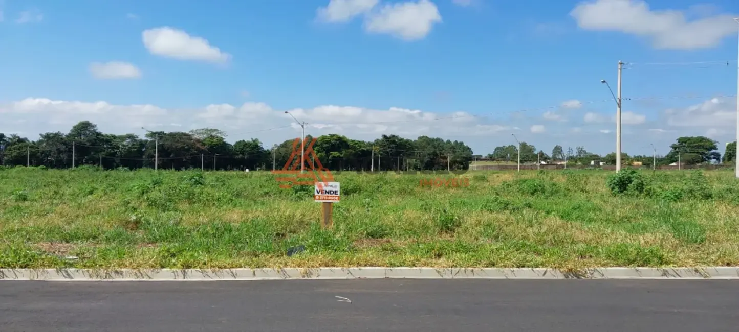 Foto 1 de Terreno / Lote à venda, 245m2 em Franca - SP