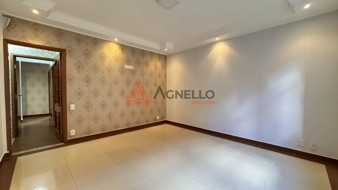 Foto 1 de Apartamento com 3 quartos à venda, 110m2 em Vila Aparecida, Franca - SP