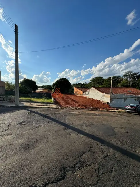 Foto 1 de Terreno / Lote à venda, 300m2 em São Joaquim, Franca - SP