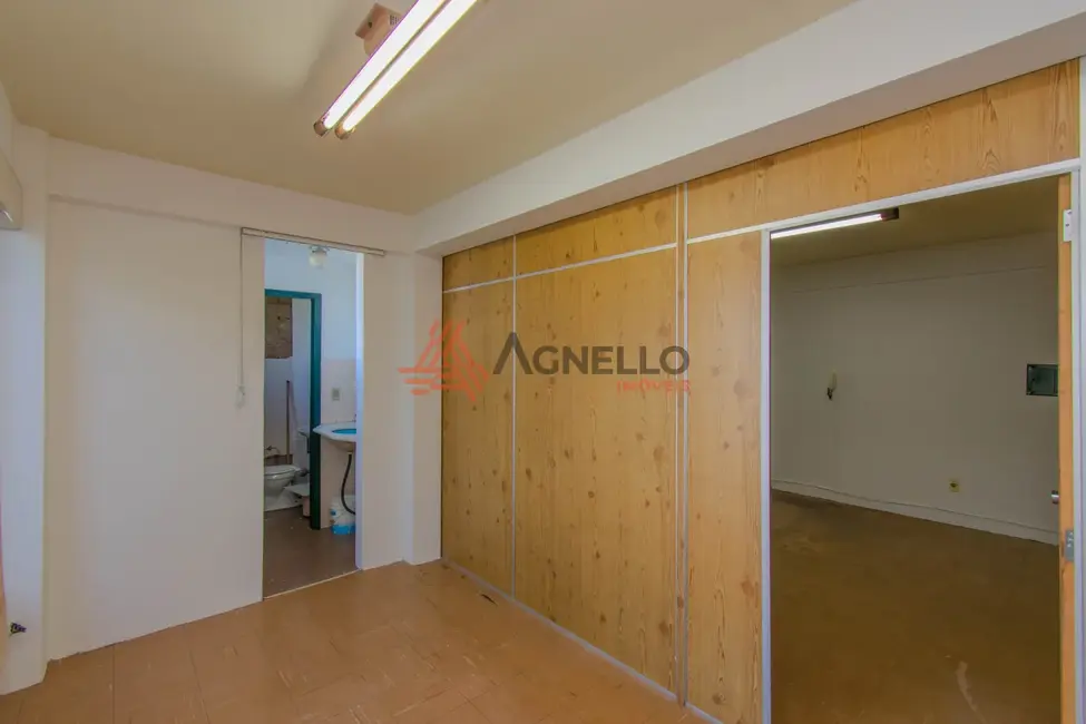 Foto 7 de Sala Comercial à venda, 71m2 em São José, Franca - SP