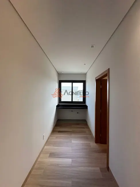 Foto 9 de Casa de Condomínio com 3 quartos à venda, 343m2 em Residencial Olivito, Franca - SP