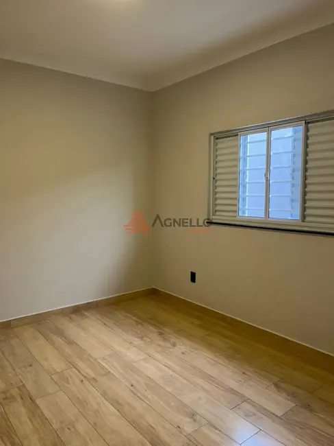 Foto 7 de Casa com 2 quartos à venda, 97m2 em Jardim Maria Rosa, Franca - SP