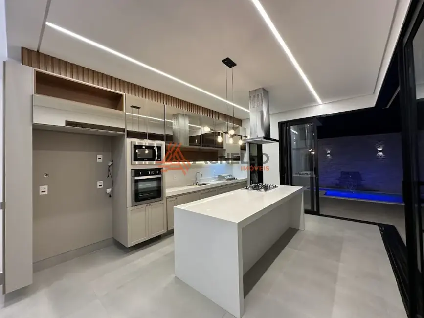 Foto 3 de Casa de Condomínio com 4 quartos à venda, 230m2 em Veredas de Franca, Franca - SP