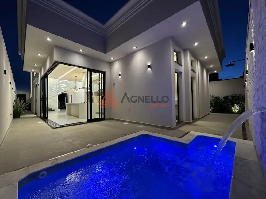 Foto 1 de Casa de Condomínio com 4 quartos à venda, 230m2 em Veredas de Franca, Franca - SP