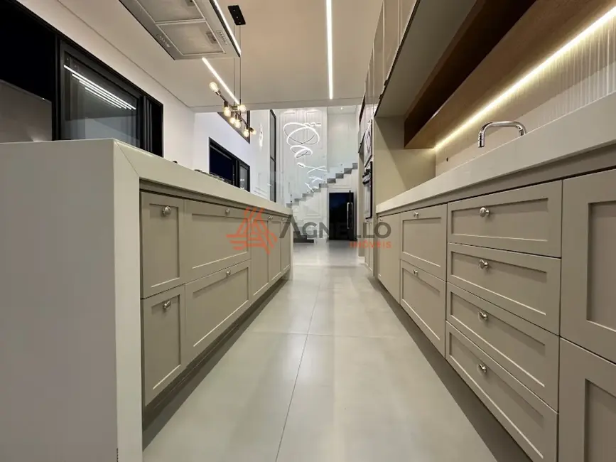 Foto 4 de Casa de Condomínio com 4 quartos à venda, 230m2 em Veredas de Franca, Franca - SP