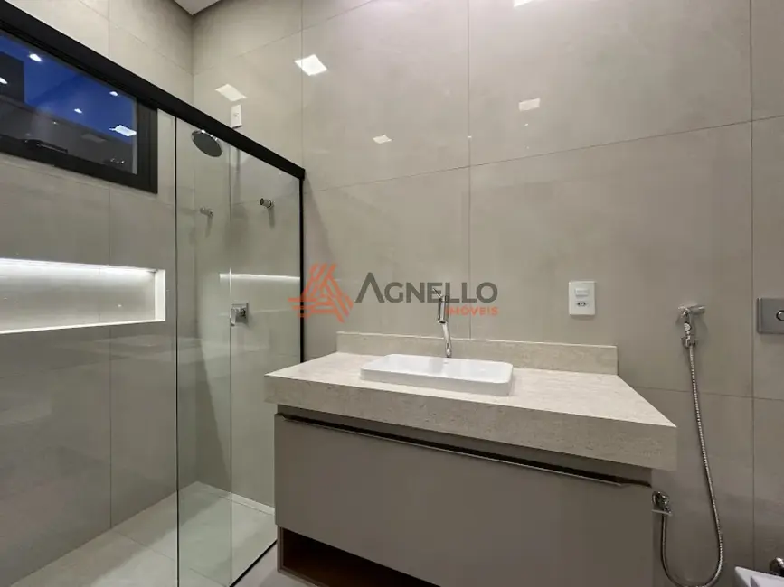 Foto 8 de Casa de Condomínio com 4 quartos à venda, 230m2 em Veredas de Franca, Franca - SP