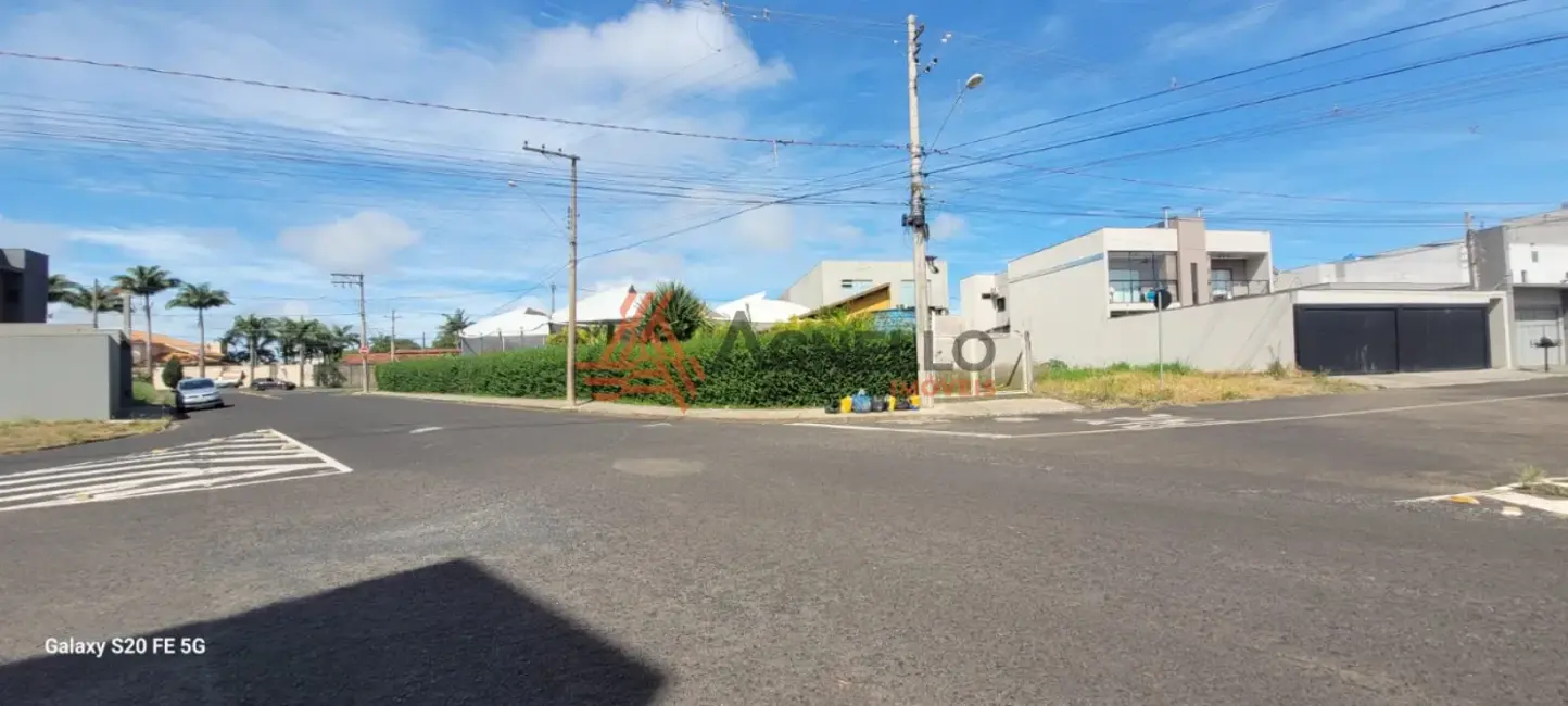 Foto 2 de Terreno / Lote à venda, 250m2 em Jardim Três Colinas, Franca - SP