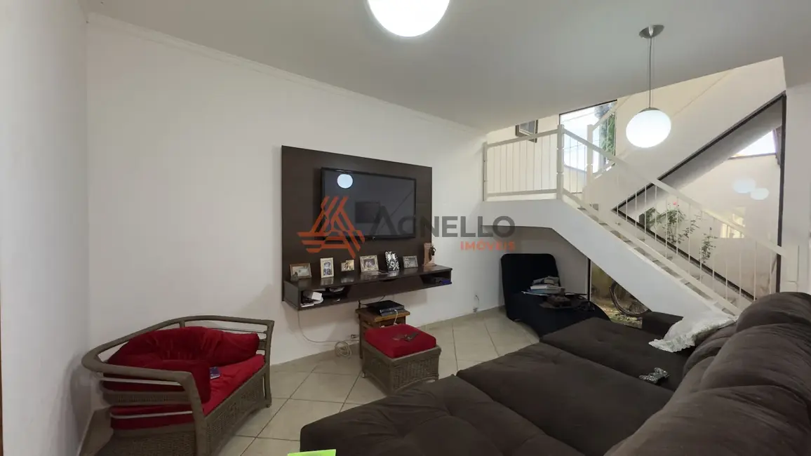 Foto 2 de Casa com 3 quartos à venda, 153m2 em Jardim Flórida, Franca - SP