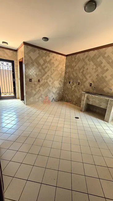 Casa com 4 quartos à venda, 594m2 em Vila Flores, Franca - SP - imagem 9 Foto 9 de Casa com 4 quartos à venda, 594m2 em Vila Flores, Franca - SP