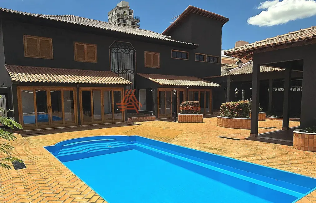 Foto 1 de Casa com 4 quartos à venda, 594m2 em Vila Flores, Franca - SP