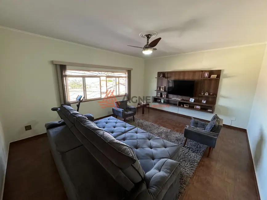 Foto 1 de Casa com 3 quartos à venda, 267m2 em Higienópolis, Franca - SP