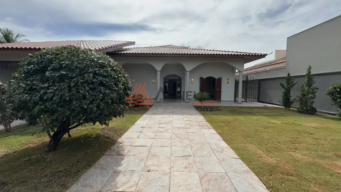 Foto 2 de Casa de Condomínio com 4 quartos para alugar, 350m2 em Morada do Verde, Franca - SP
