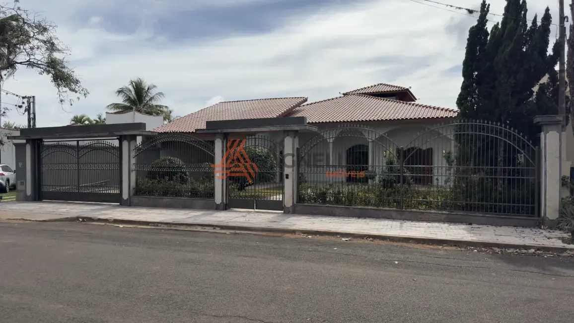 Foto 1 de Casa de Condomínio com 4 quartos para alugar, 350m2 em Morada do Verde, Franca - SP