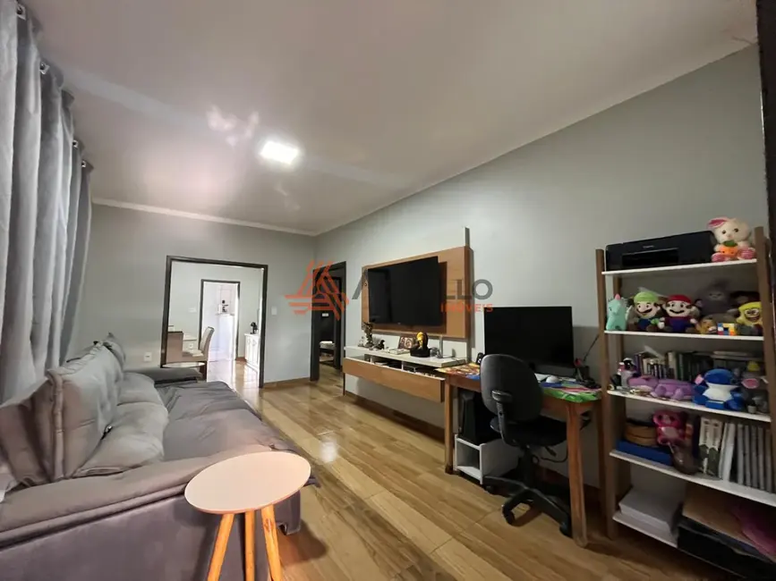 Foto 1 de Casa com 2 quartos à venda, 150m2 em Parque Residencial Nova Franca, Franca - SP