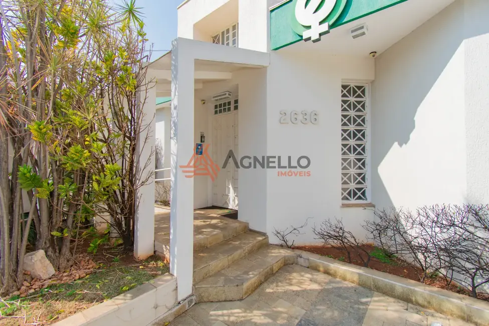 Foto 2 de Loja à venda, 174m2 em São José, Franca - SP