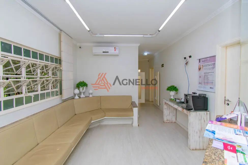 Foto 4 de Loja à venda, 174m2 em São José, Franca - SP