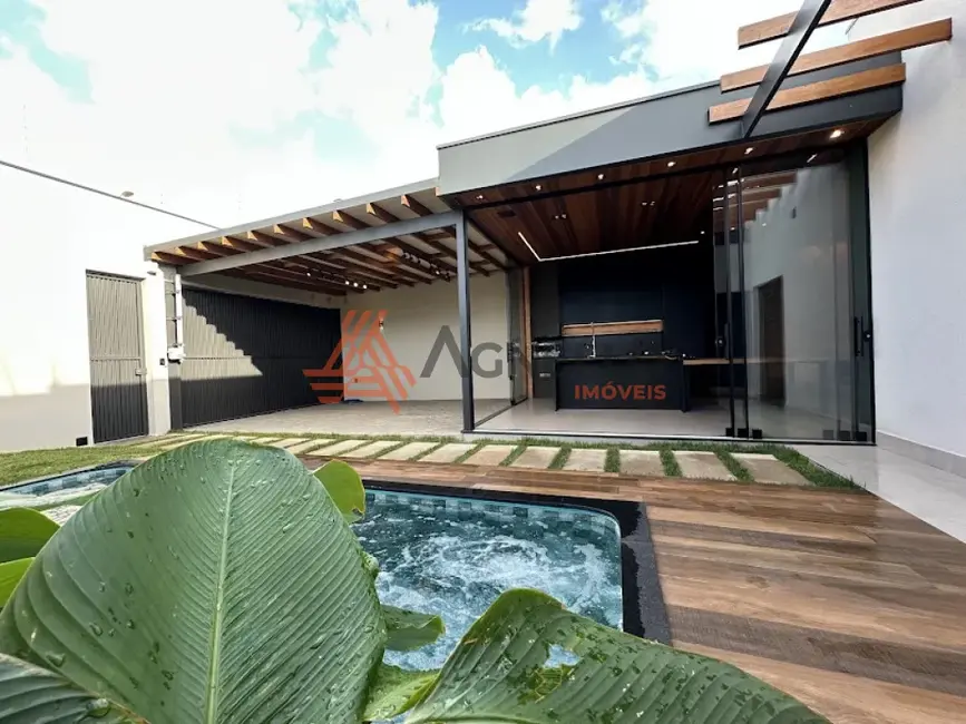 Foto 1 de Casa com 3 quartos à venda, 140m2 em Franca - SP