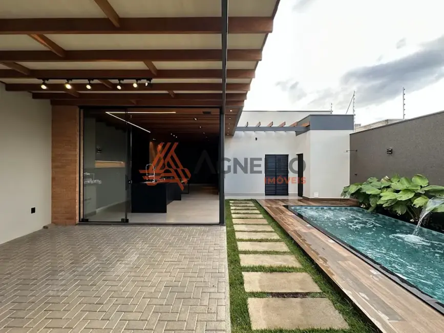 Foto 2 de Casa com 3 quartos à venda, 140m2 em Franca - SP