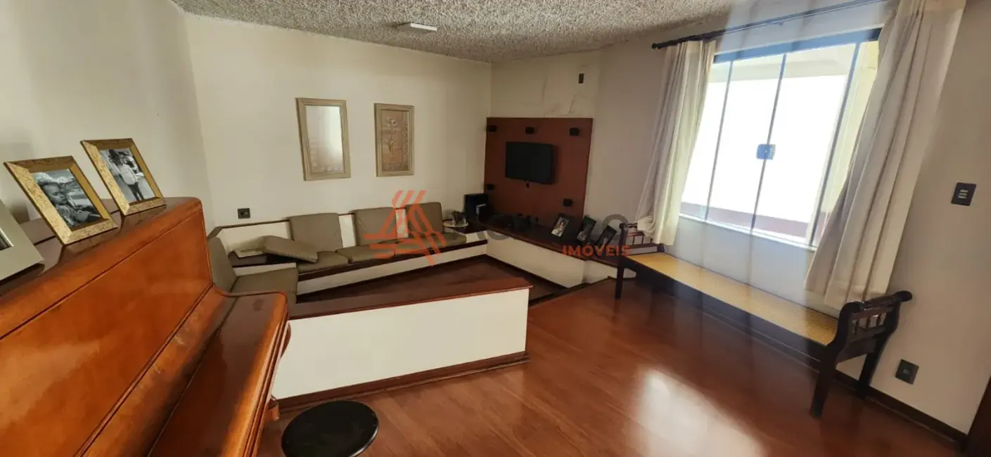 Foto 5 de Casa com 3 quartos à venda, 196m2 em Jardim Lima, Franca - SP