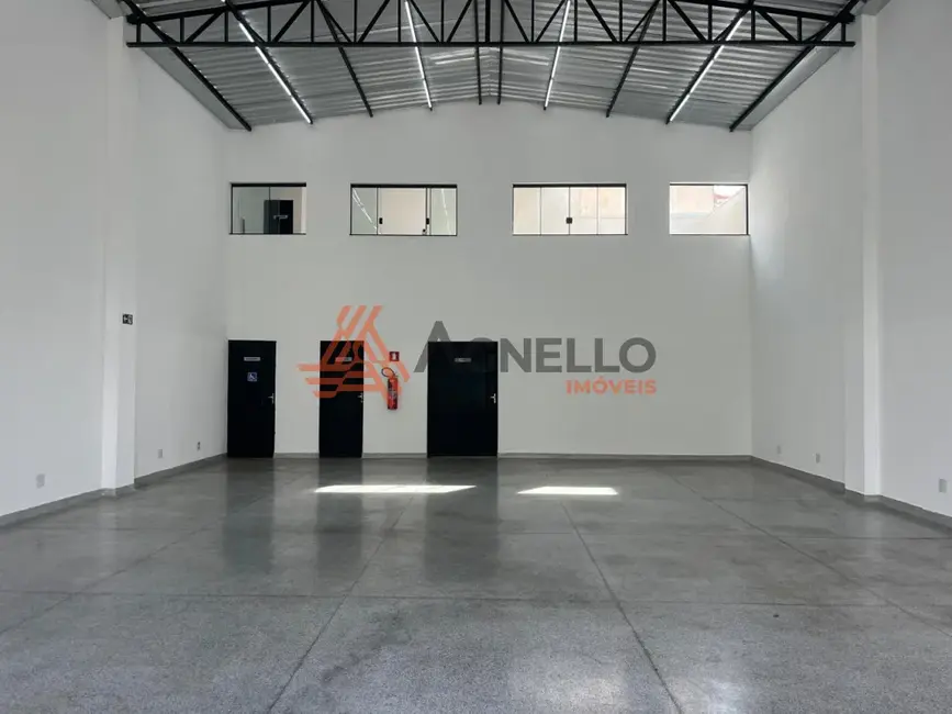 Foto 1 de Armazém / Galpão à venda, 164m2 em Jardim Tropical, Franca - SP