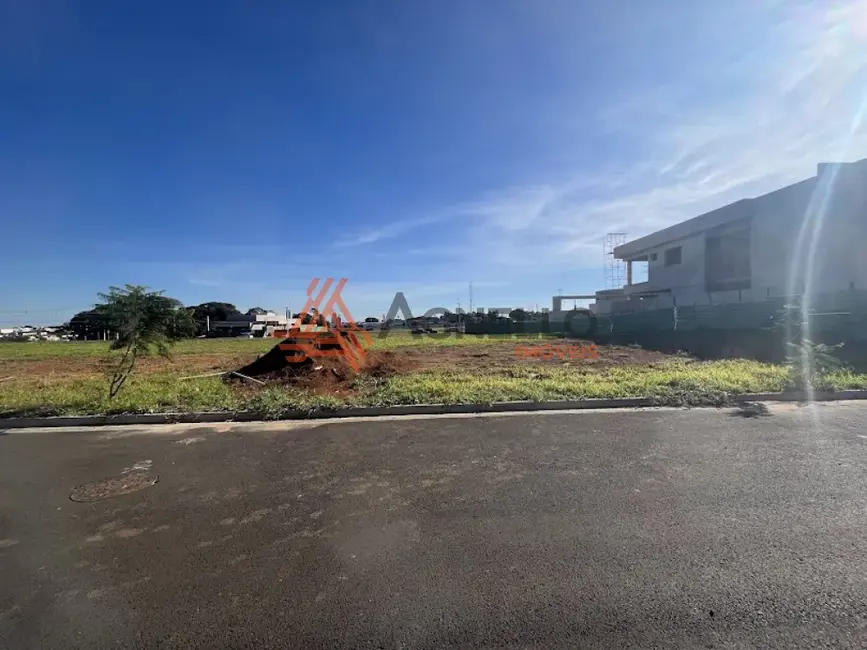 Foto 1 de Terreno / Lote à venda, 455m2 em Franca - SP