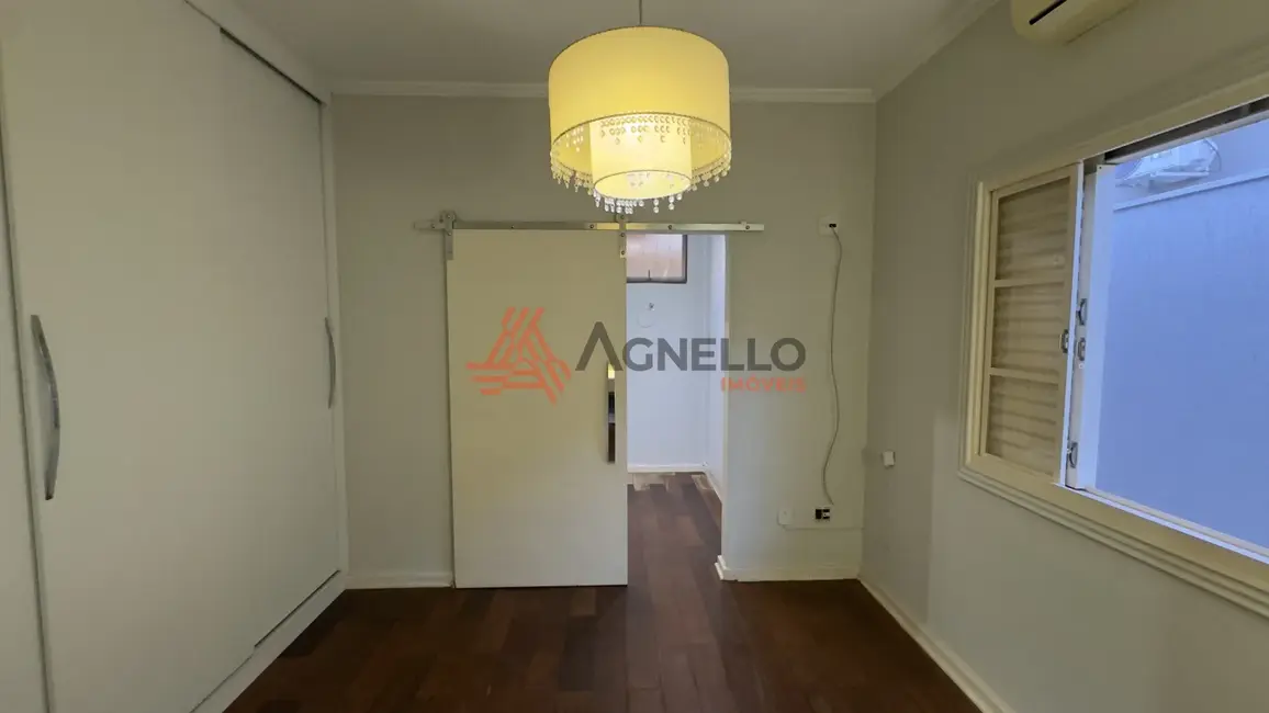 Foto 9 de Casa de Condomínio com 4 quartos à venda, 160m2 em Jardim Riviera, Franca - SP