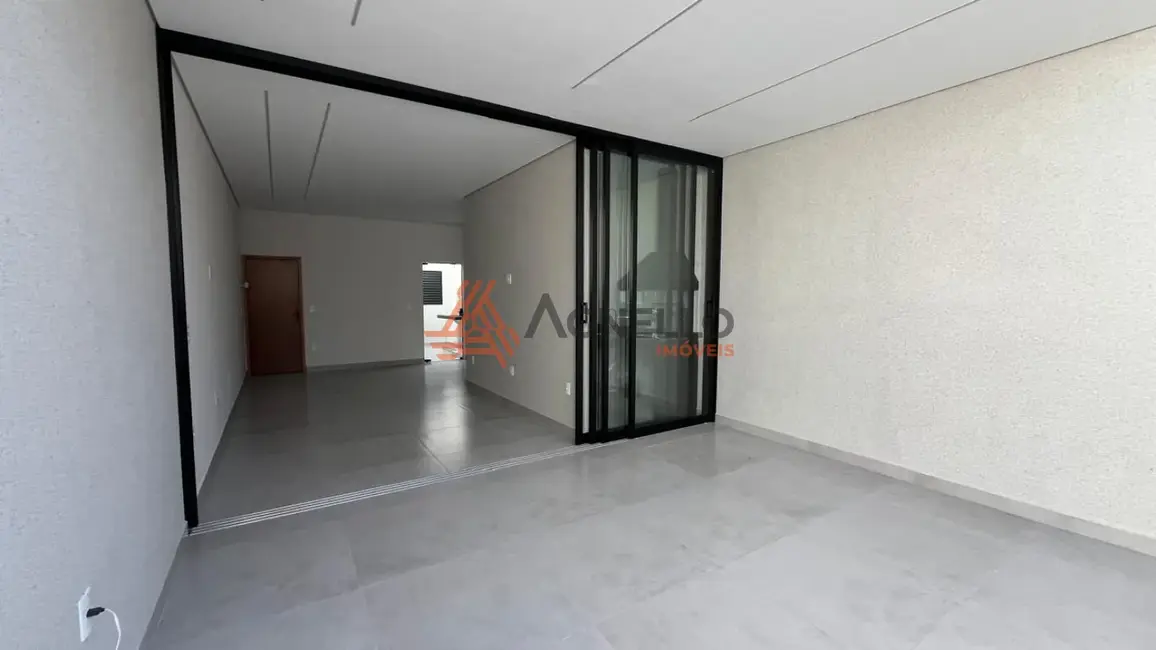 Foto 1 de Casa com 3 quartos à venda, 99m2 em Vila Totoli, Franca - SP