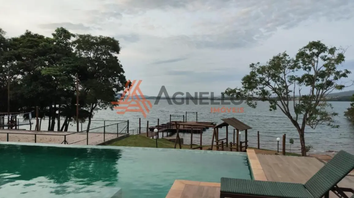 Foto 1 de Terreno / Lote à venda, 720m2 em Rifaina - SP