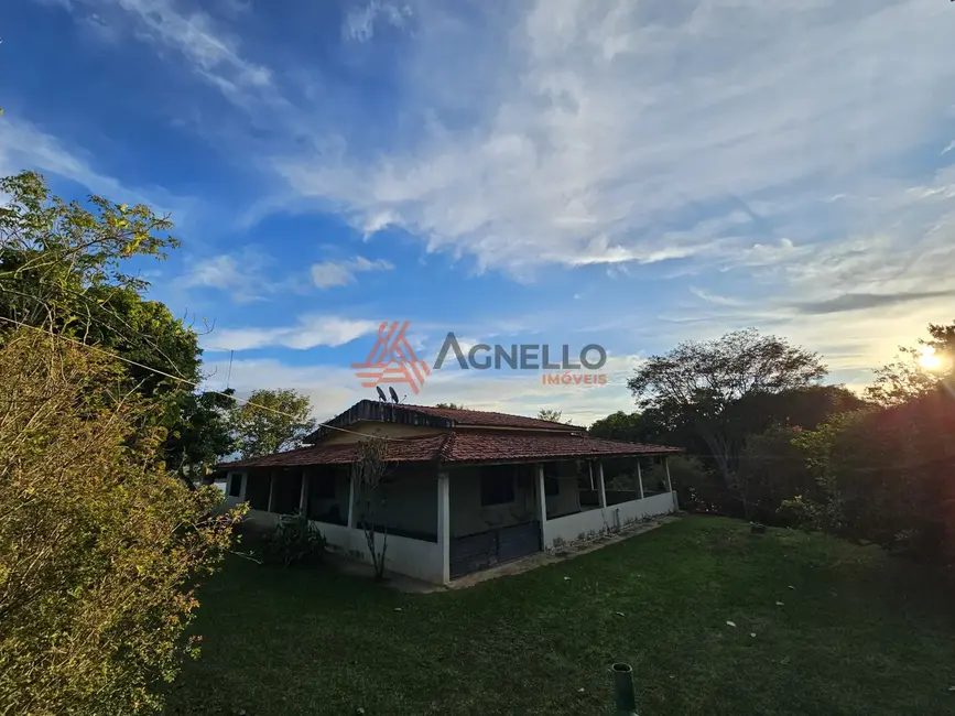 Foto 2 de Fazenda / Haras à venda, 300m2 em Delfinopolis - MG
