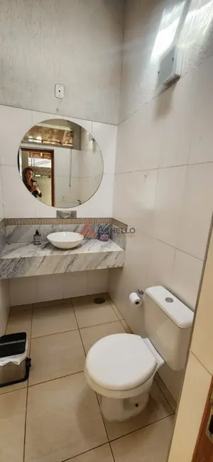 Casa com 3 quartos à venda, 167m2 em Residencial José de Carlos, Franca - SP - imagem 8 Foto 8 de Casa com 3 quartos à venda, 167m2 em Residencial José de Carlos, Franca - SP