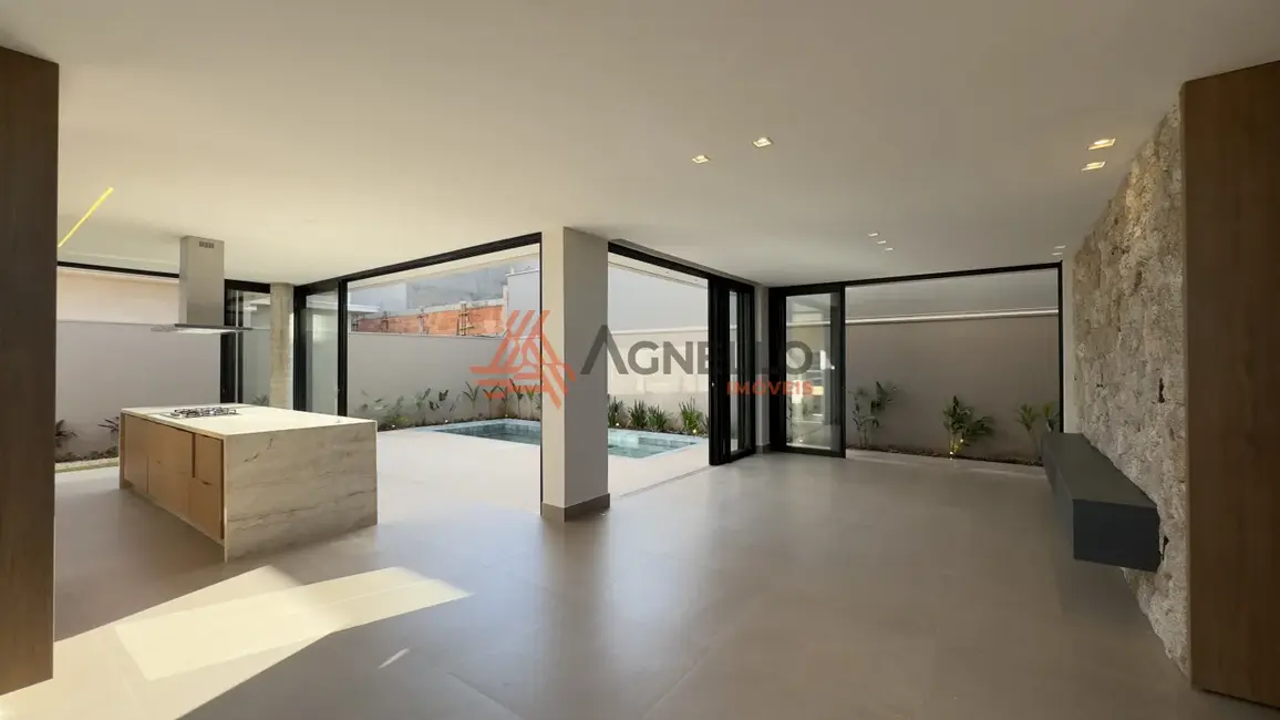 Casa de Condomínio com 4 quartos à venda, 318m2 em Veredas de Franca, Franca - SP - imagem 2 Foto 2 de Casa de Condomínio com 4 quartos à venda, 318m2 em Veredas de Franca, Franca - SP