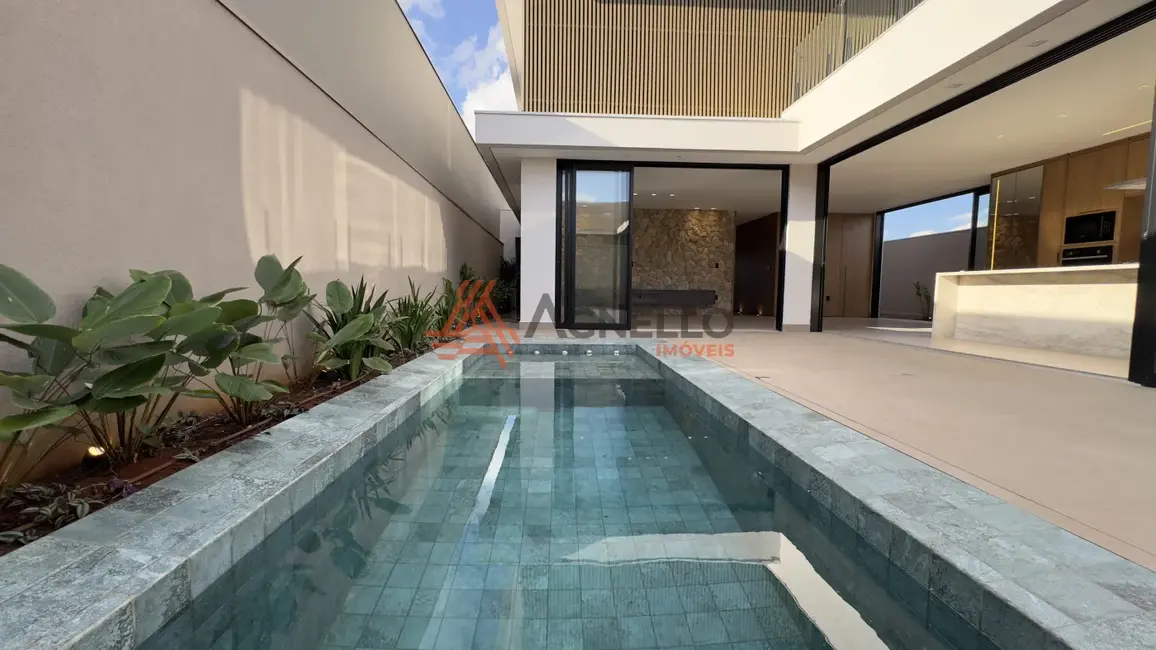 Foto 8 de Casa de Condomínio com 4 quartos à venda, 318m2 em Veredas de Franca, Franca - SP