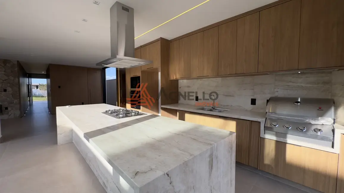 Foto 5 de Casa de Condomínio com 4 quartos à venda, 318m2 em Veredas de Franca, Franca - SP