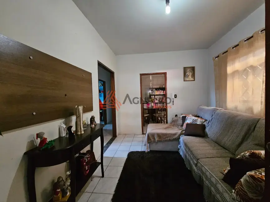 Foto 1 de Casa com 3 quartos à venda, 165m2 em Parque Mundo Novo, Franca - SP