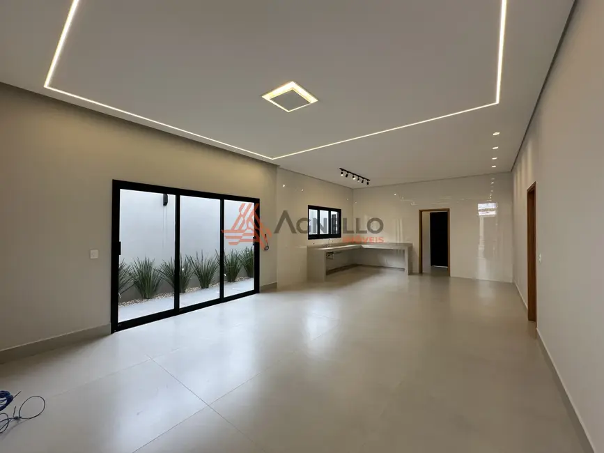 Foto 5 de Casa com 3 quartos à venda, 198m2 em São José, Franca - SP