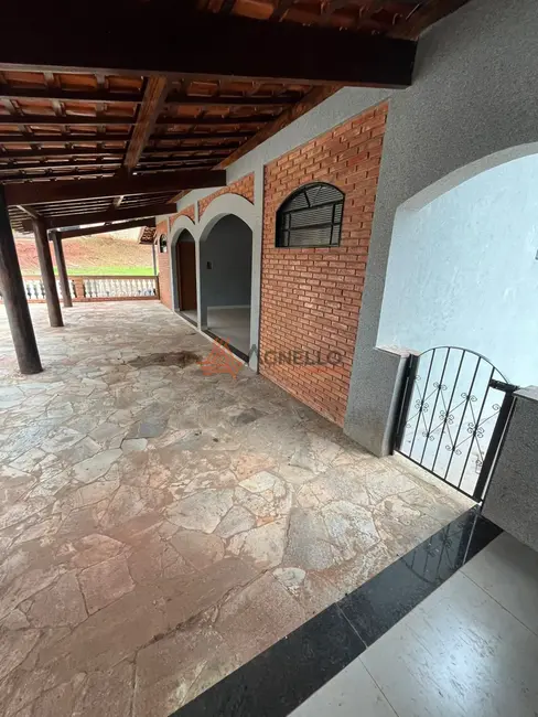 Fazenda / Haras com 3 quartos à venda, 600m2 em Franca - SP - imagem 4 Foto 4 de Fazenda / Haras com 3 quartos à venda, 600m2 em Franca - SP