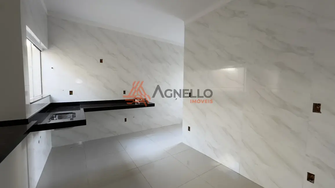 Foto 2 de Casa com 2 quartos à venda, 100m2 em Jardim Adelinha, Franca - SP