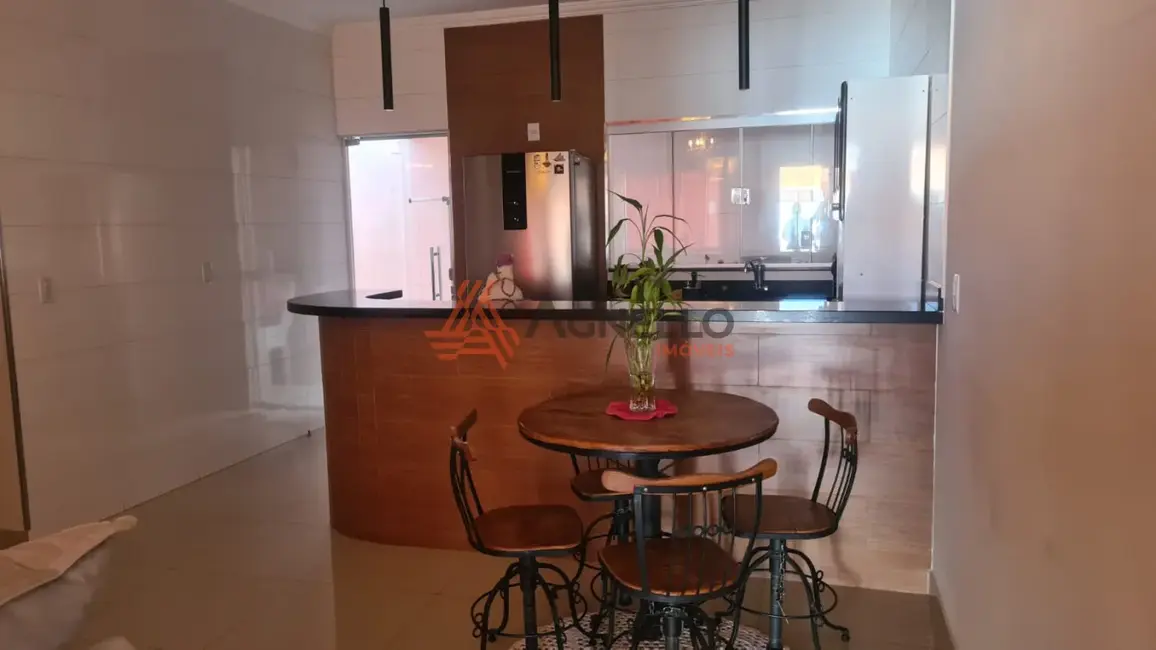 Foto 5 de Casa com 3 quartos à venda, 137m2 em Residencial Meireles, Franca - SP