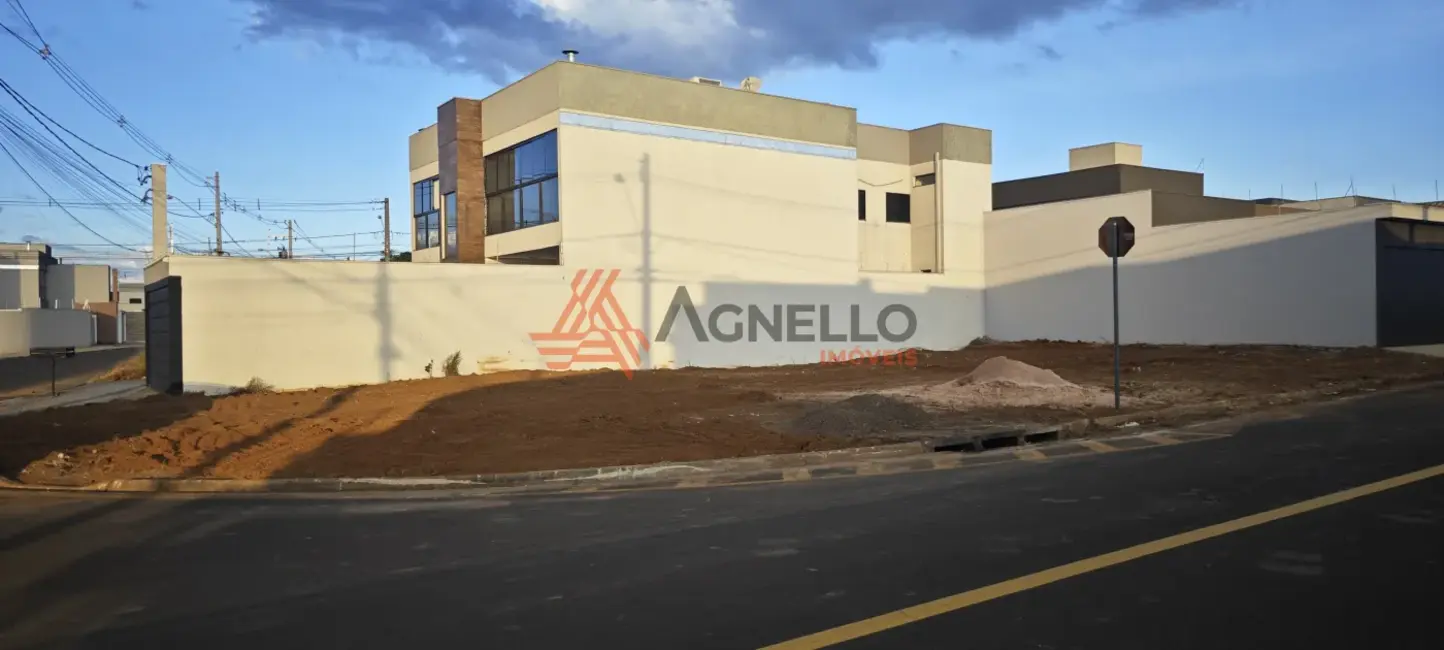 Foto 3 de Terreno / Lote à venda, 292m2 em Jardim Santa Lúcia, Franca - SP