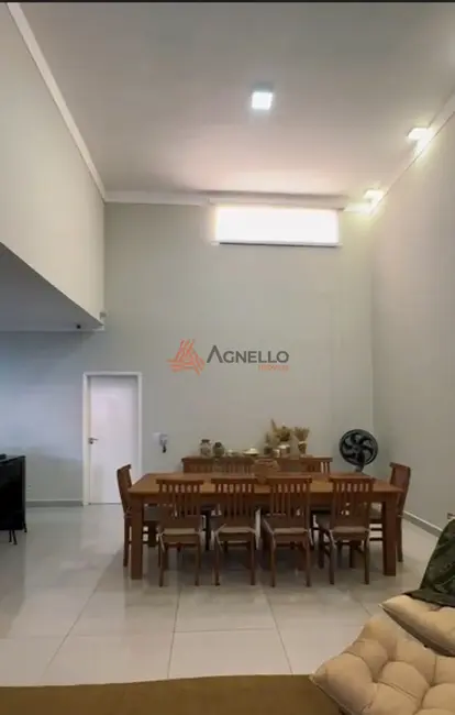 Casa com 3 quartos à venda, 165m2 em Franca - SP - imagem 8 Foto 8 de Casa com 3 quartos à venda, 165m2 em Franca - SP