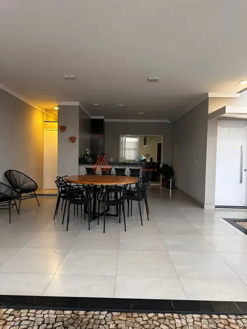 Foto 3 de Casa com 3 quartos à venda, 165m2 em Franca - SP