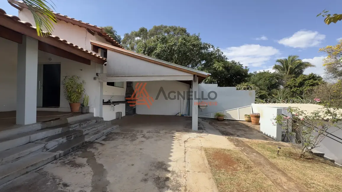 Foto 4 de Fazenda / Haras com 3 quartos à venda, 116m2 em Franca - SP