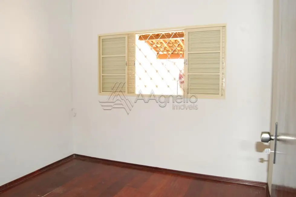 Foto 8 de Casa com 2 quartos à venda, 91m2 em São Joaquim, Franca - SP