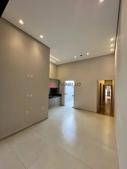 Casa com 3 quartos à venda, 100m2 em Vila Santa Cruz, Franca - SP - imagem 1 Foto 1 de Casa com 3 quartos à venda, 100m2 em Vila Santa Cruz, Franca - SP