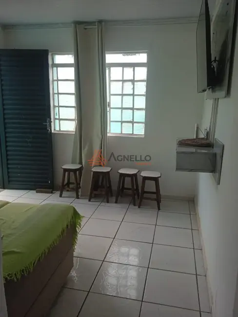 Foto 4 de Casa com 3 quartos à venda, 50m2 em Vila Rezende, Franca - SP