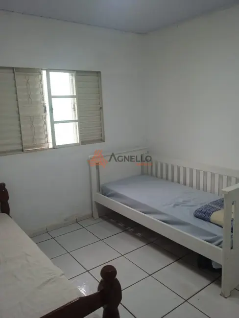 Foto 9 de Casa com 3 quartos à venda, 50m2 em Vila Rezende, Franca - SP