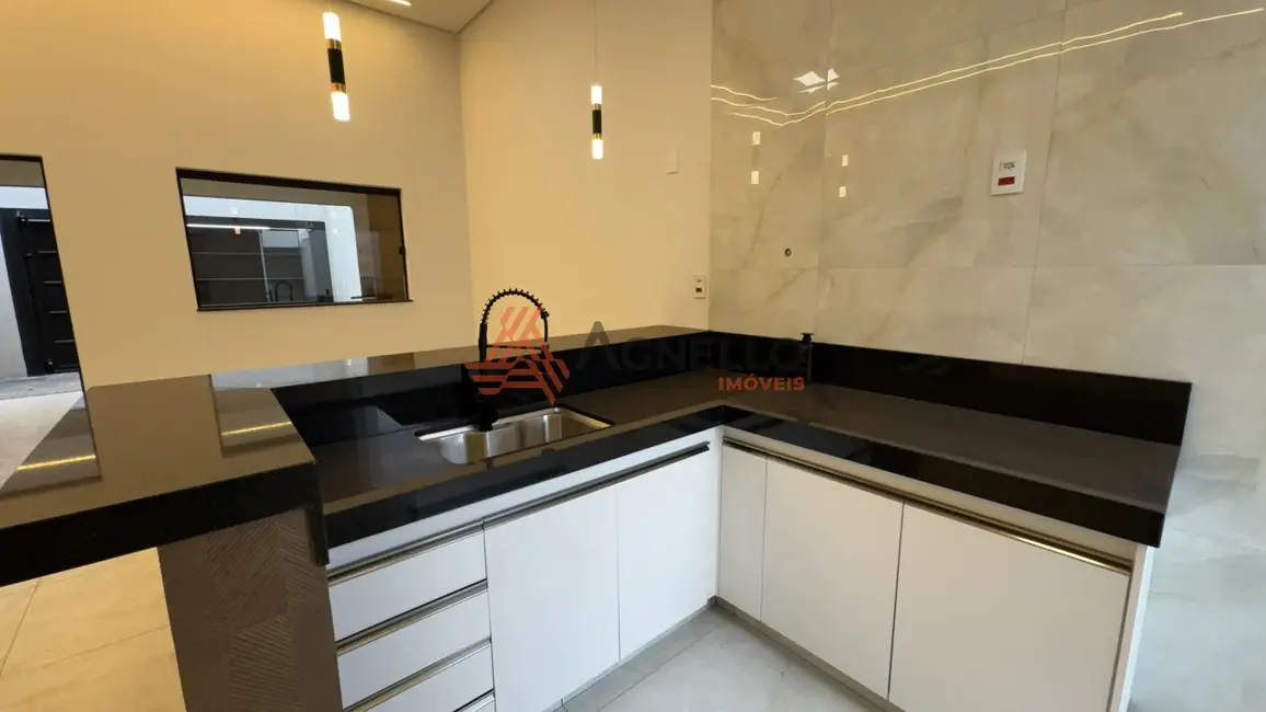 Casa com 3 quartos à venda, 120m2 em Jardim Ângela Rosa, Franca - SP - imagem 6 Foto 6 de Casa com 3 quartos à venda, 120m2 em Jardim Ângela Rosa, Franca - SP