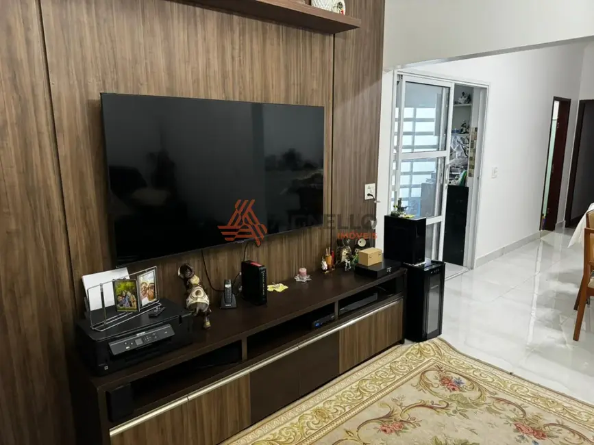 Casa com 3 quartos à venda, 184m2 em Residencial Nosso Lar, Franca - SP - imagem 5 Foto 5 de Casa com 3 quartos à venda, 184m2 em Residencial Nosso Lar, Franca - SP