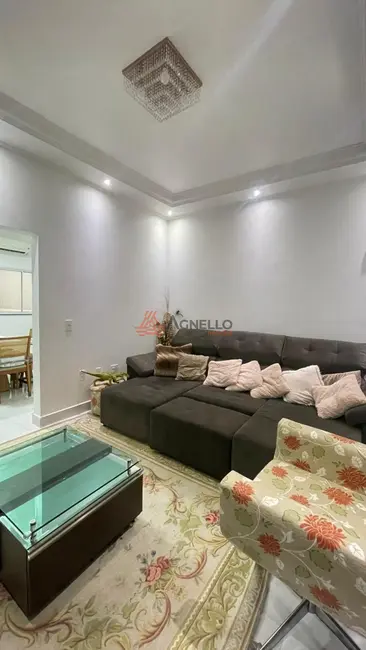 Foto 4 de Casa com 3 quartos à venda, 184m2 em Residencial Nosso Lar, Franca - SP