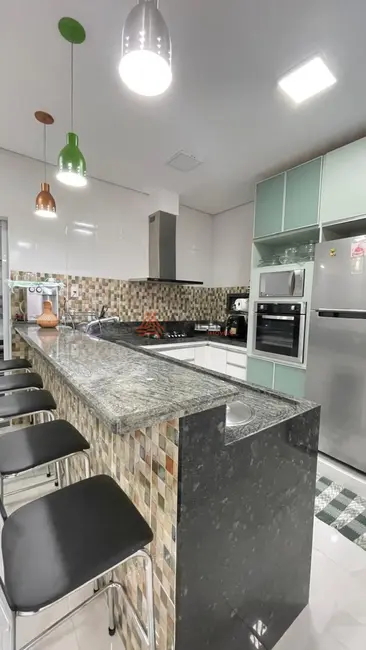 Casa com 3 quartos à venda, 184m2 em Residencial Nosso Lar, Franca - SP - imagem 9 Foto 9 de Casa com 3 quartos à venda, 184m2 em Residencial Nosso Lar, Franca - SP